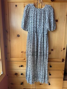 THE GREAT. The Songbird Dress. White and Black Floral NWOT 2/M